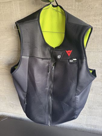 Dainese Airbagweste Grösse XL Protektorweste Weste