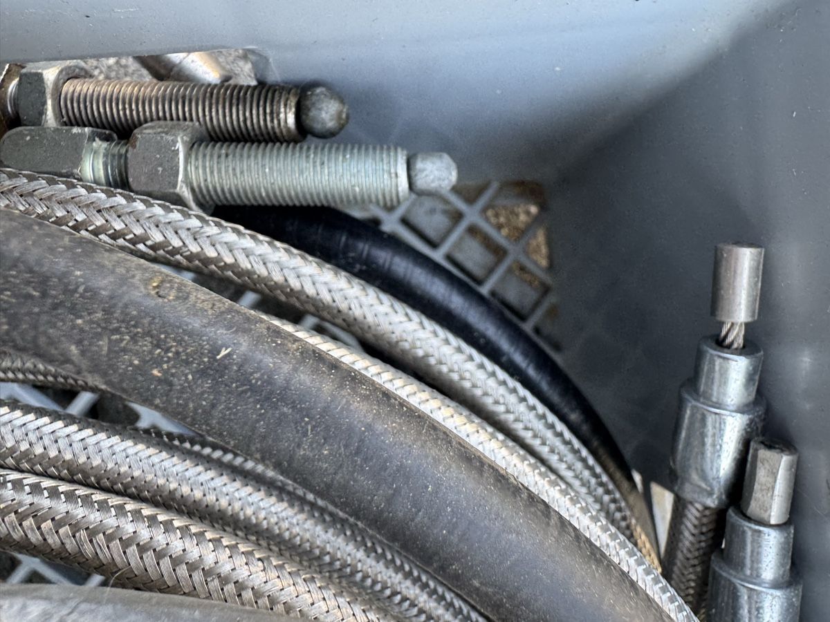 Harley-Davidson Tutti i ricambio per moto: Harley Davidson Stahlflex Leitungen  – Usato da Aathal-Seegräben venduto da Romeo8607 2