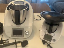 Thermomix TM5 mit neuem Mixtopf + Kinder-Thermomix + Zubehör