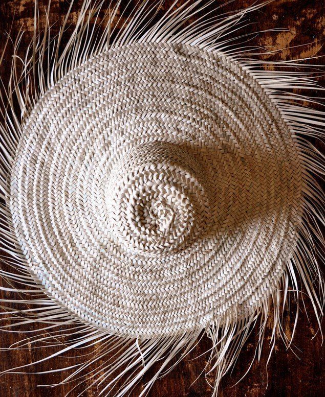 Teppiche: Chapeau Mural Décoratif – Neu (gemäss Beschreibung) aus cournillens von Haronn 1