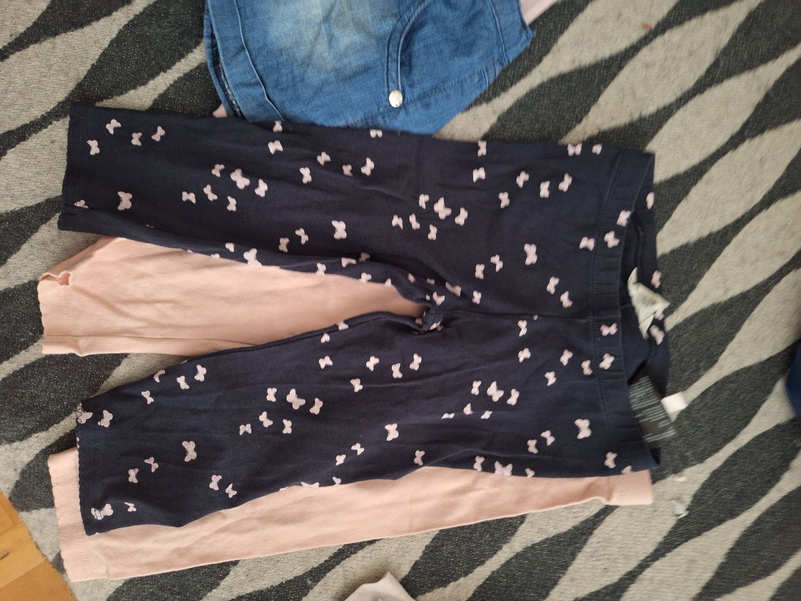 Lotti & Set di vestiti: Kleiderpaket Sommerhosen – Usato da Bern venduto da eveammann 2