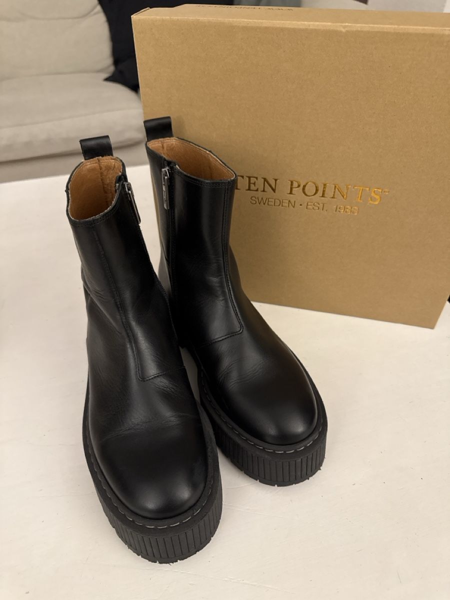 Scarpe da donna: Trendige Herbst-Boots von Ten Points, Gr. 39, Leder – Nuovo (secondo la descrizione) da Winterthur venduto da san_9m2f 1