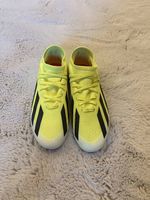 Gelbe Adidas Fussballschuhe