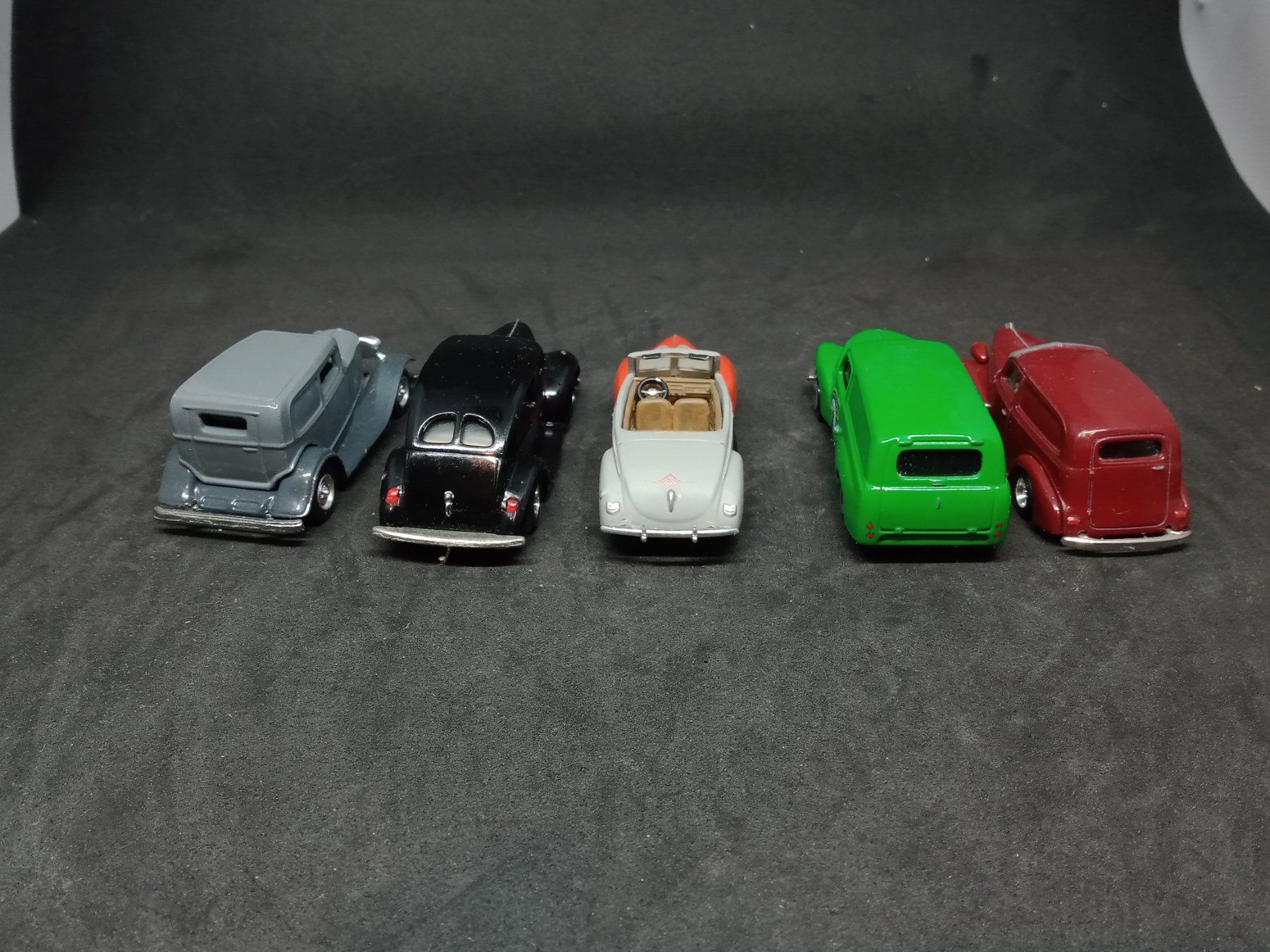 Hot Wheels Voitures modèles: 5 Modellautos HotWheels, Matchbox – D'occasion à Bätterkinden par hobbycha 4