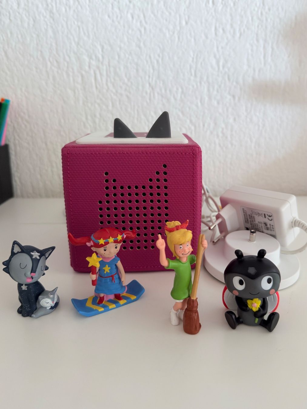 Audiolibri: TonieBox + 4 Figuren inkl. – Nuovo (secondo la descrizione) da Bülach venduto da air_2v9v