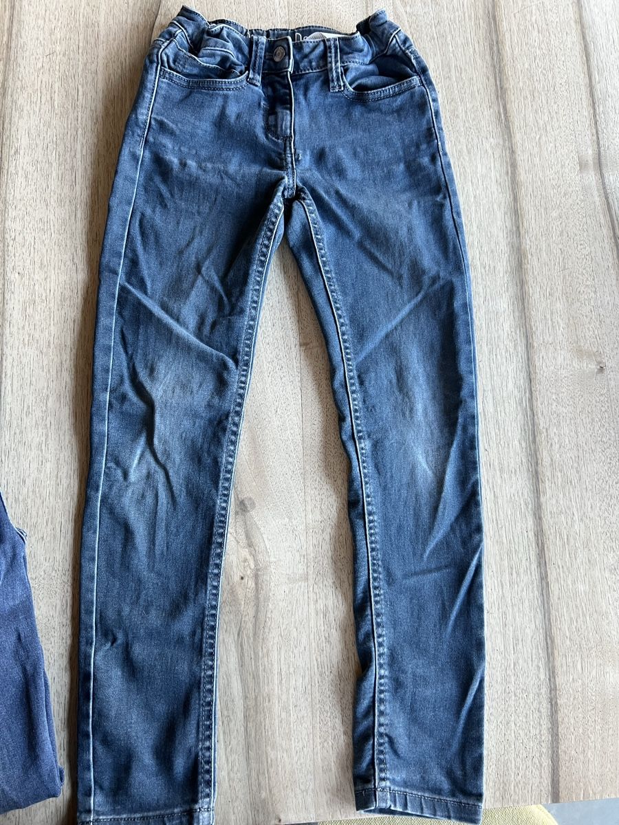 S.Oliver Pantaloni: 2x Mädchen Jeans Gr. 134/140 s.Oliver – Usato da Eglisau venduto da yd55 1