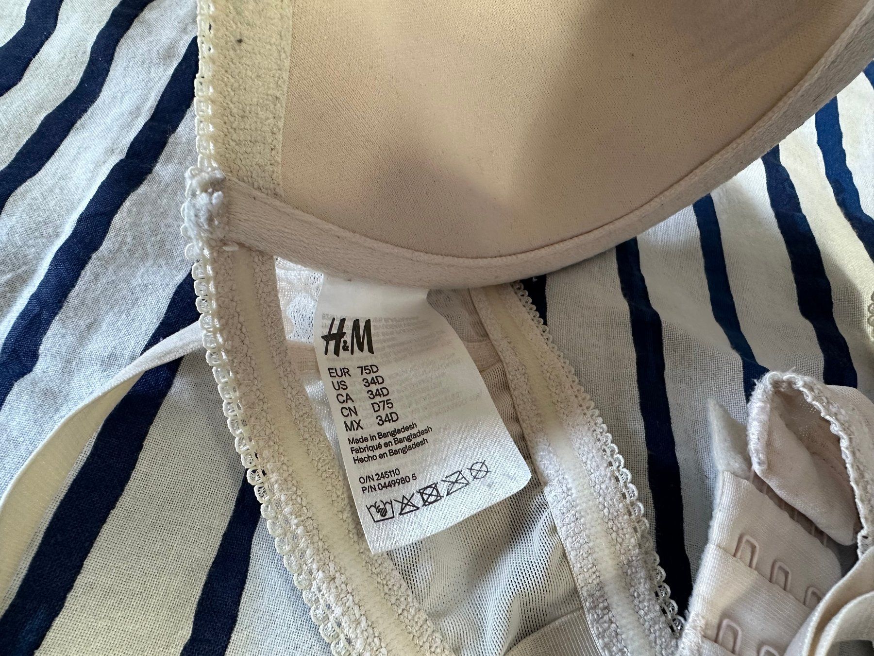 H&M Altra biancheria intima: H&M Spitzen Balconette BH 75D – Usato da Winterthur venduto da nelead 1