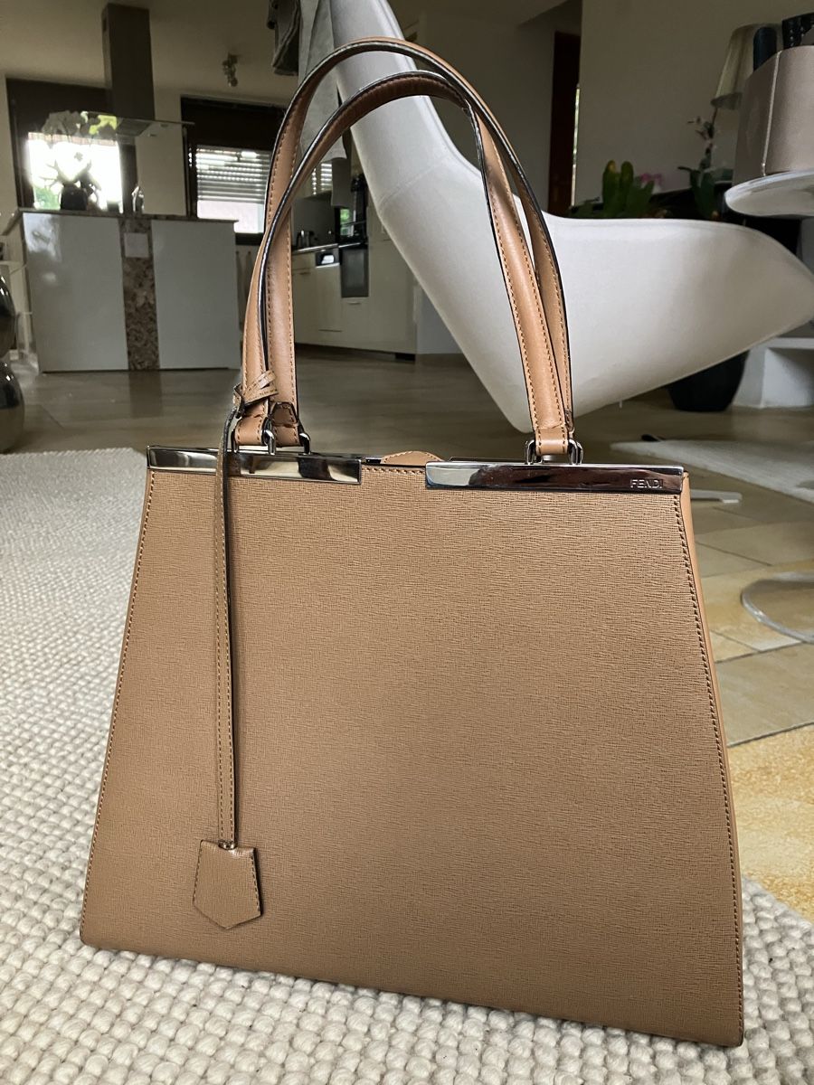 Fendi Borse da donna: Fendi - sac 2 jours grand modèle beige – Usato da Vich venduto da SophieCo