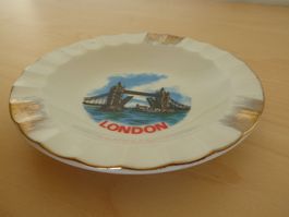 Aschenbecher London, Tower Bridge, neu