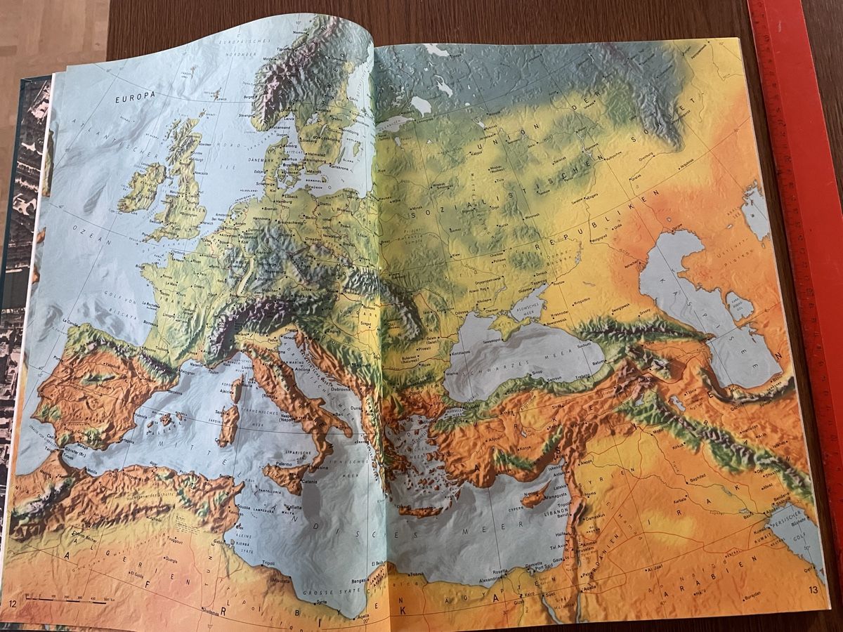 Libri: Grosser Weltatlas - Reader's Digest 1971 – Usato da Wyssachen venduto da Hahe89 3