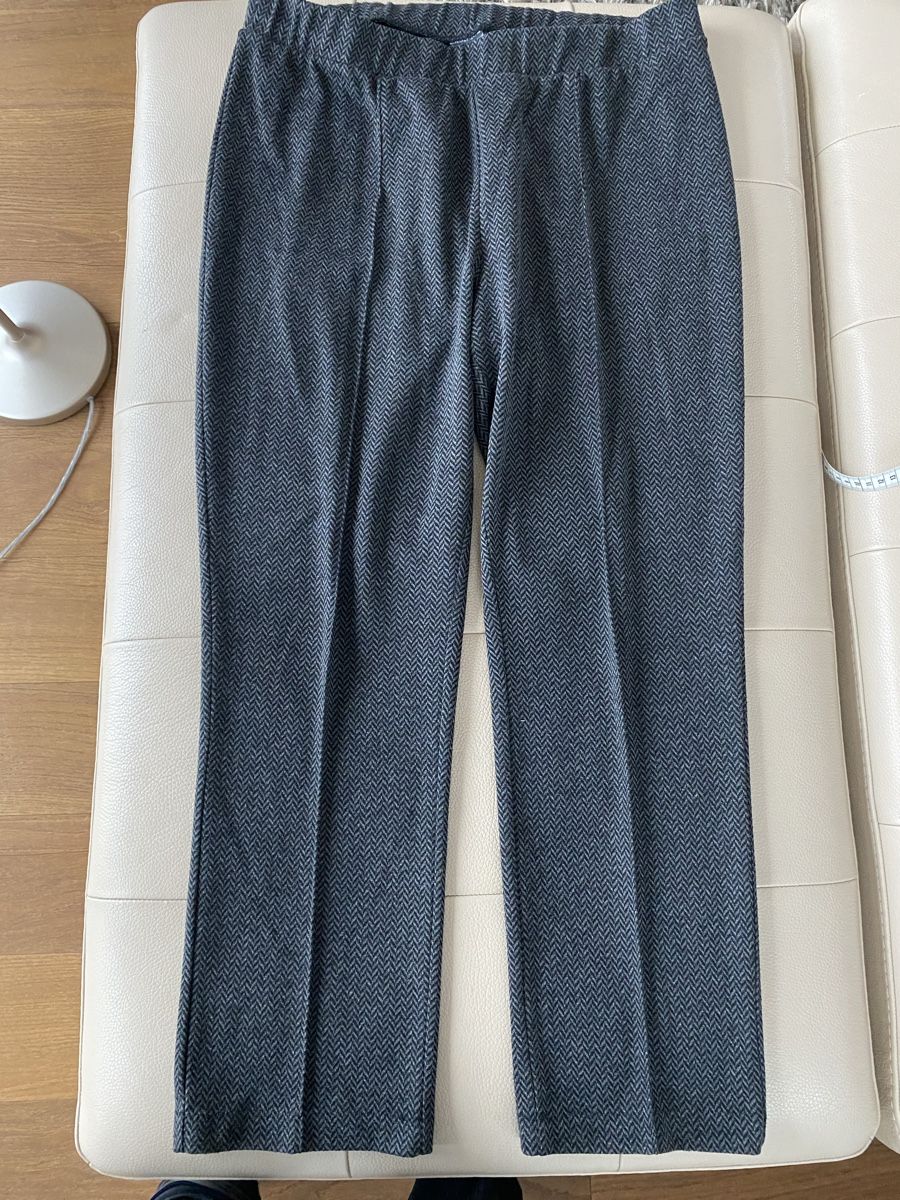 Pantaloni: Damart graue Hose Gr.48 leicht elastisch – Usato da Meggen venduto da 6003Luzern