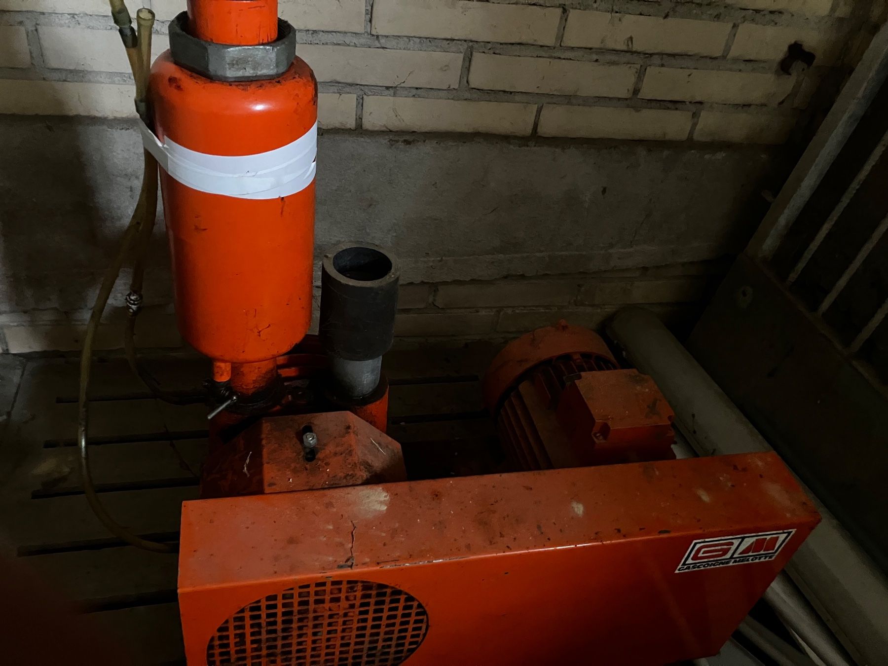 Accessori da laboratorio: Melkmaschinenpumpe – Usato da Wangenried venduto da Johndeere68