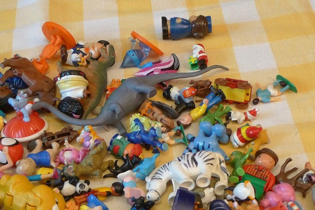 Giocattoli: VIELE-Spielzeuge! – Usato da Bern venduto da bn1640 2