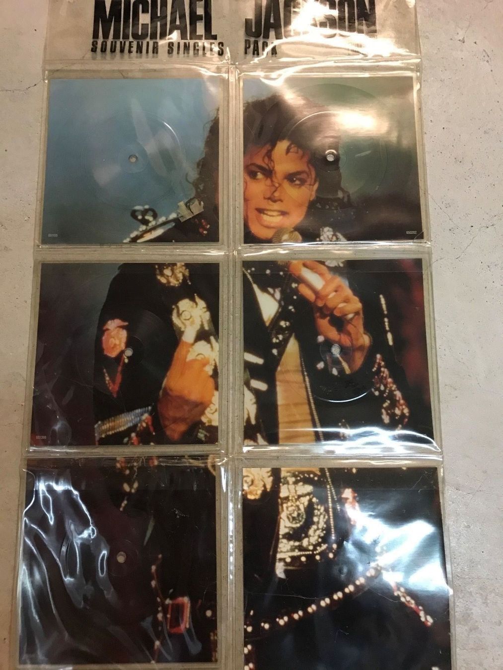 Dischi in vinile: Michael Jackson Singles gabs nur in der USA – Nuovo (secondo la descrizione) da Zeiningen venduto da Rakkon1