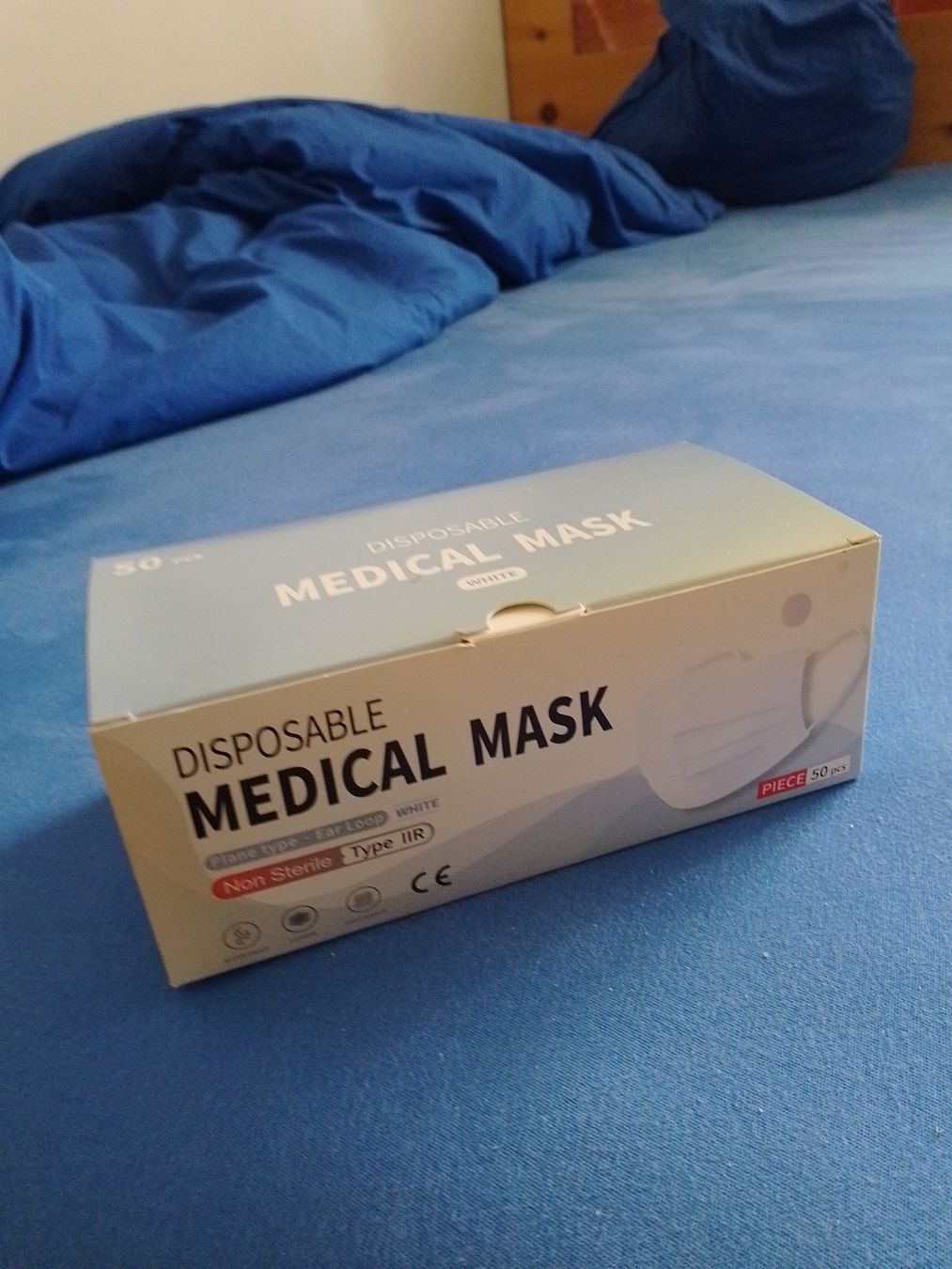 Medizinische Pflegemittel: Einwegmasken – Neu (gemäss Beschreibung) aus Weinfelden von PaterPio1968