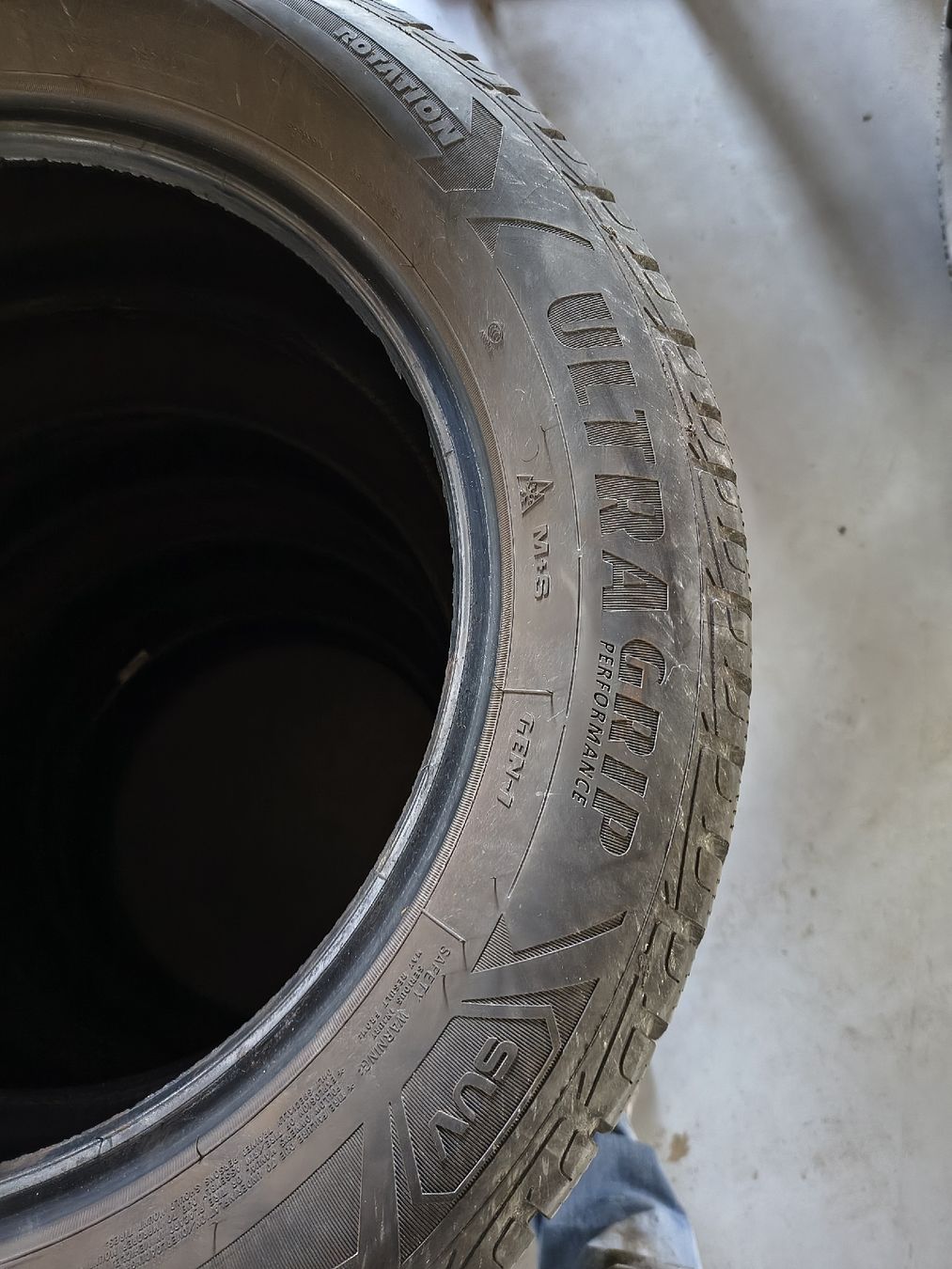 Pneumatici & Ruote complete: Goodyear 215/60R17 96H – Usato da Volketswil venduto da wrrhx 5