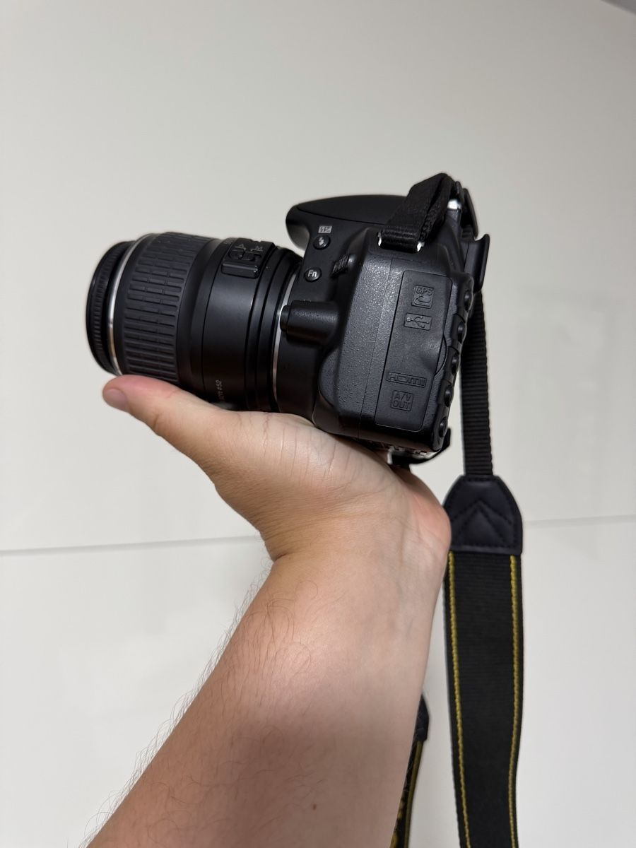 Nikon Fotocamera: Nikon D3100 Spiegelreflexkamera mit 2 Objektiv und Tasche – Usato da Niederbipp venduto da yar_tf6f 2