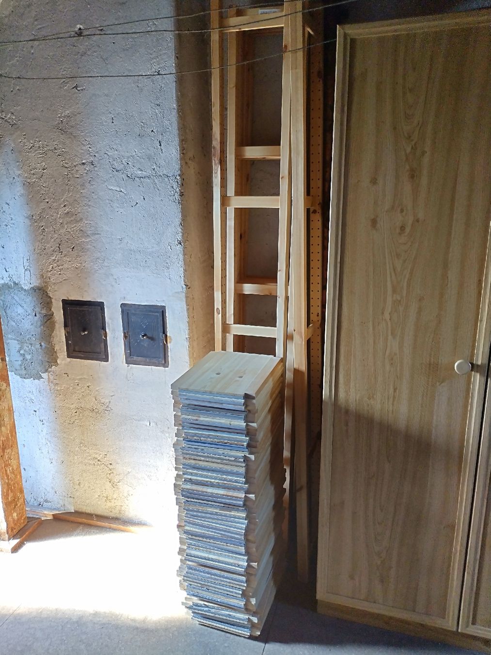 Ikea Scaffali: IKEA IVAR Regal. 7 Seitenteil, 53 Boden – Usato da Zürich venduto da isthatablatt 1