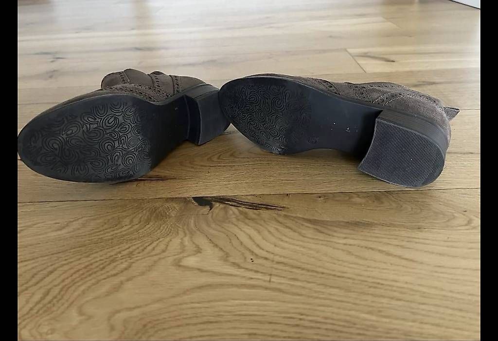 Scarpe da donna: Stifeletten Gr 38 – Usato da Scheuren venduto da JenPad 2