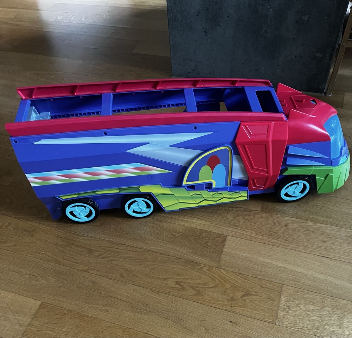 Spielzeuge: PJ Masks bus – Gebraucht aus Zürich von PK828