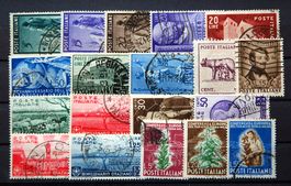 Italie italia - 19 stamps used with good values of 175 .- CH