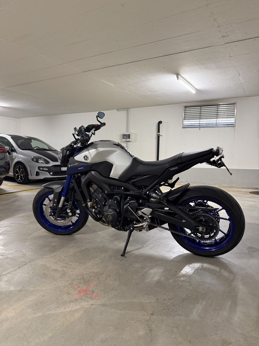 Yamaha Strada: Yamaha MT-09 ABS – 2016 – Top Zustand – Usato da Dürnten venduto da Sandro.wvxy 2
