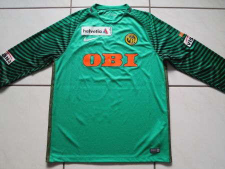 Matchworn Fussballtrikot Dario Marzino #40 vom BSC YB 1898