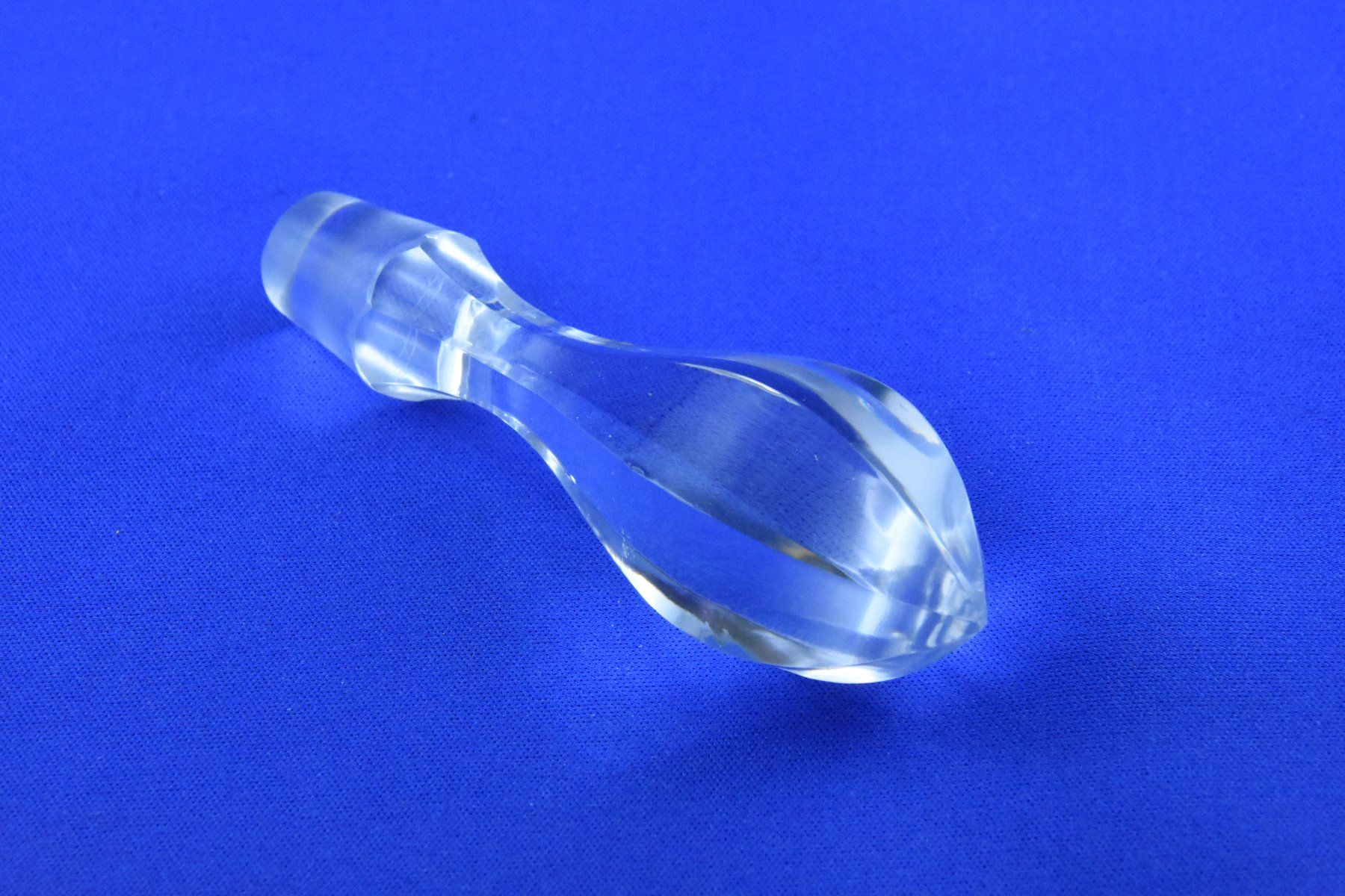 Bicchieri: Glasstopfen für Glaskaraffe – Usato da Künten venduto da Arktisde