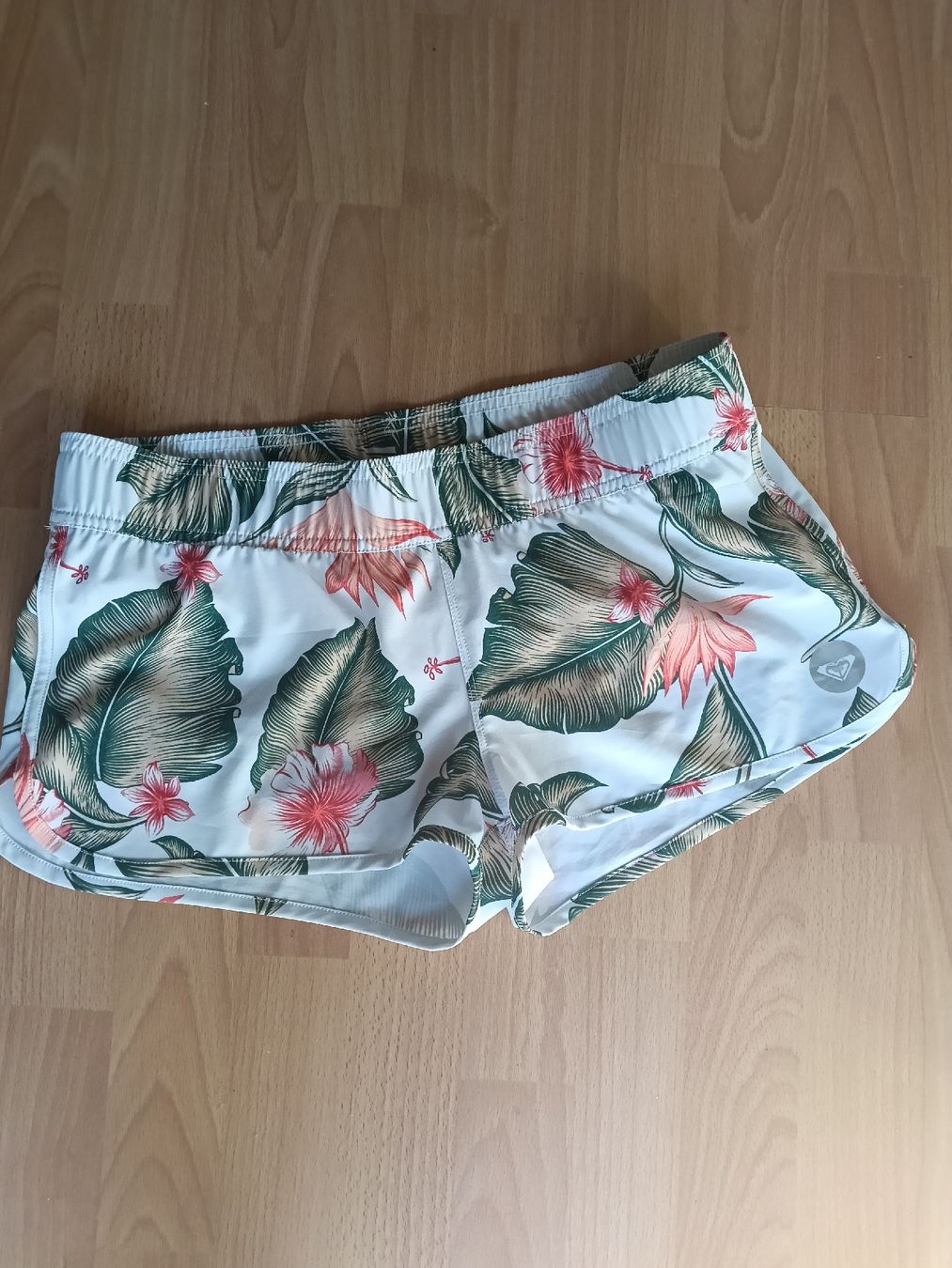 Roxy Pantaloni: Roxy Board Shorts s – Usato da Boniswil venduto da kat_tak