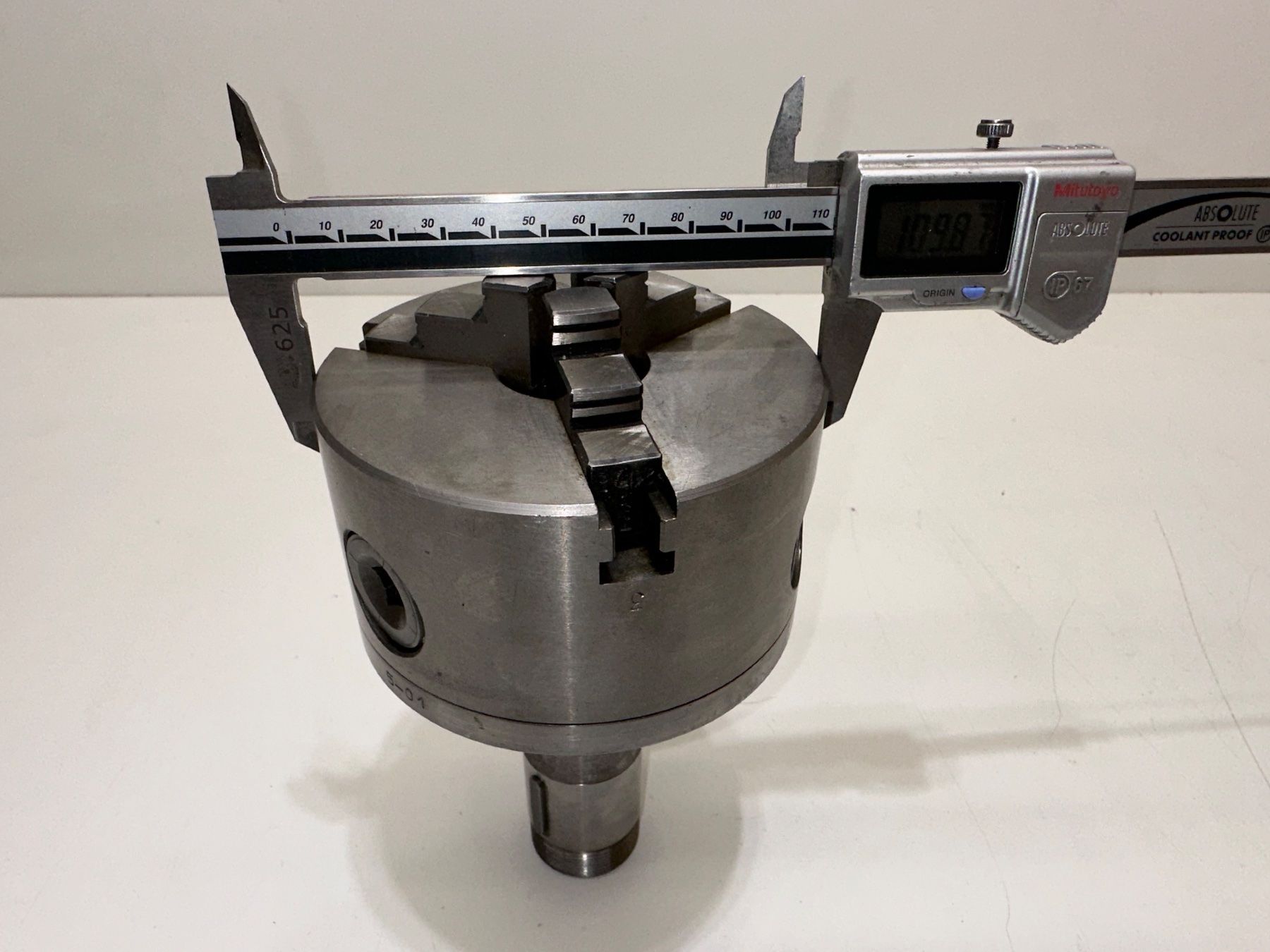 Tutti gli attrezzi: Dreibackenfutter 110mm 3BF Drehbankfutter – Usato da Boswil venduto da ABLagerBoswil 3