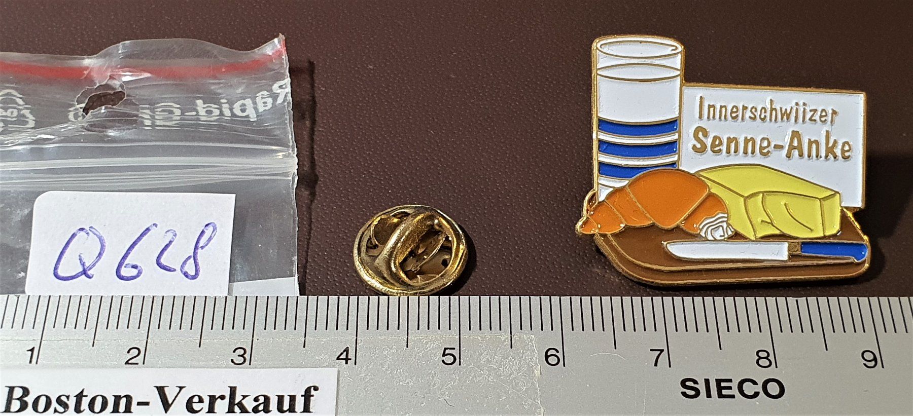 Placchette & Badge: Q628 - Pin Innerschwiizer Senne-Anke – Usato da Reinach BL venduto da Boston-Verkauf 1