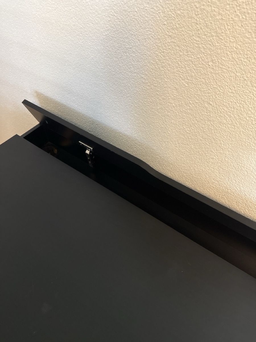 Schreibtische: IKEA ALEX Tisch 132x58cm – Gebraucht aus Amriswil von Mad_x7 3