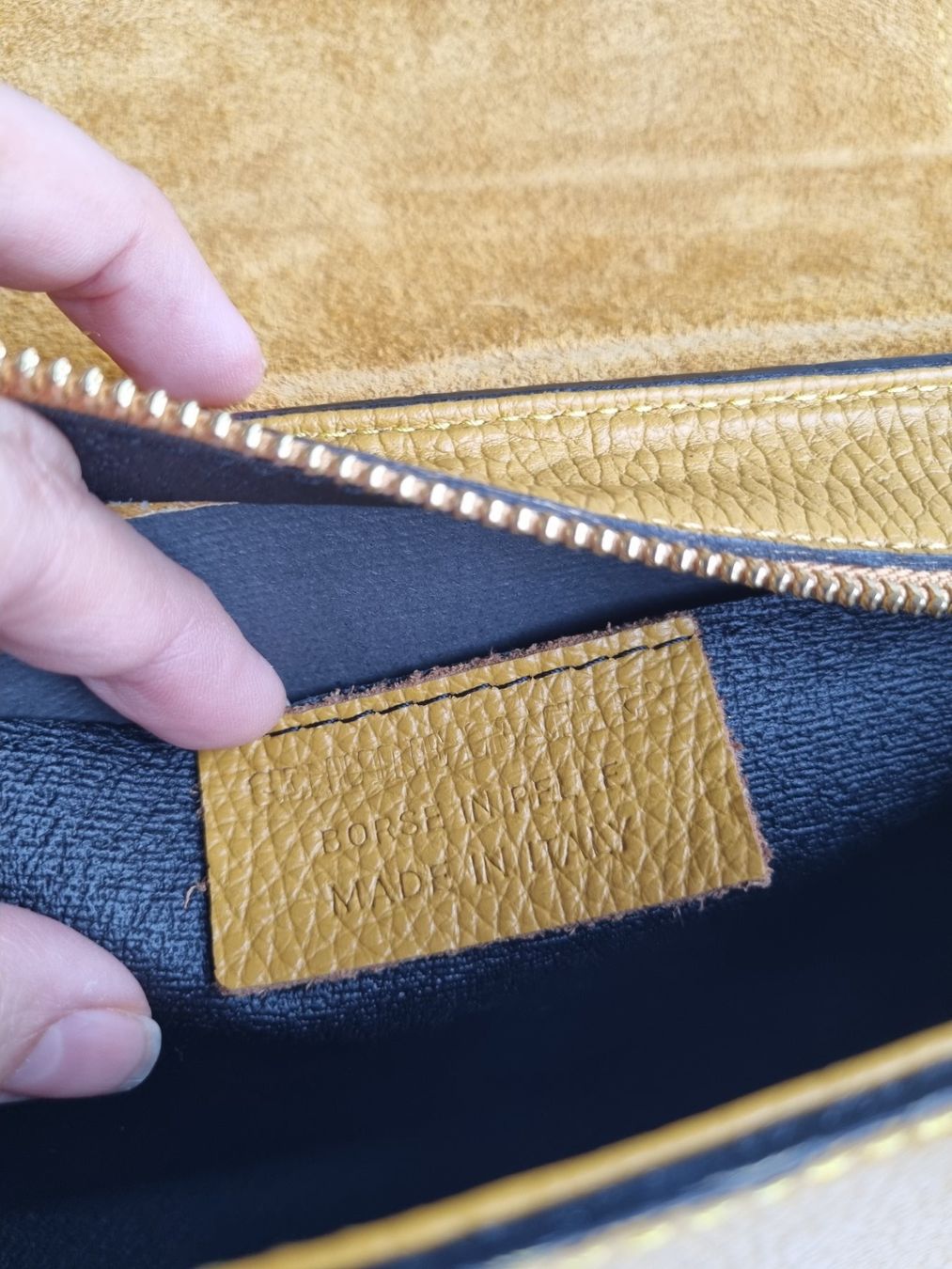 Borse da donna: Christian Laurier Paris Tasche – Usato da Meilen venduto da Zen25 6