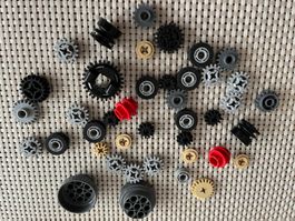 Lego Technic 9396 4x Zahnräder grau  2 Differential rot