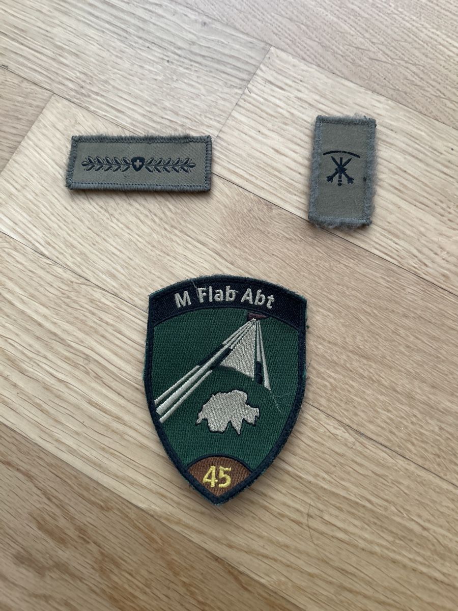 Schweizer Armee Plaketten & Abzeichen: Patch-Set – Gebraucht aus Bussnang von Otter_4