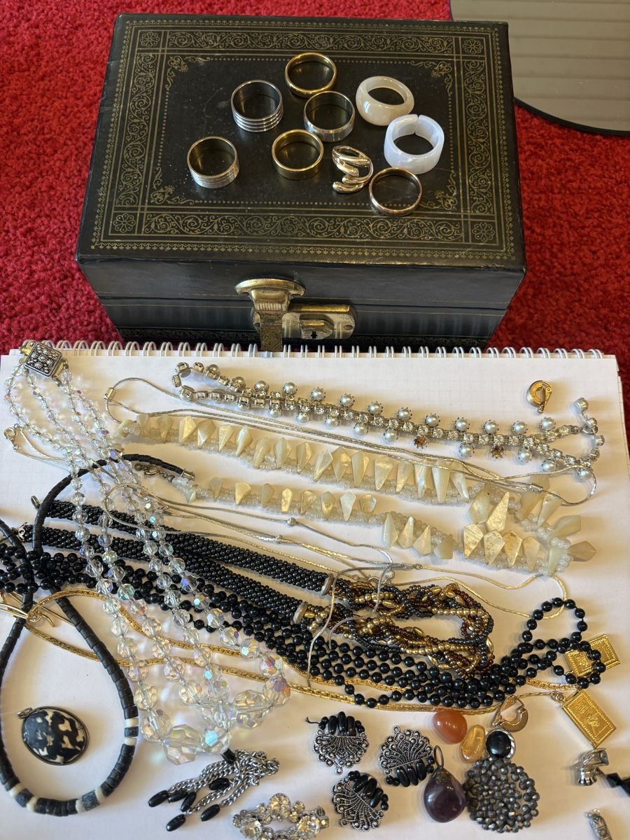 Sonstiger Schmuck: Mode Schmuck mix – Gebraucht aus Murten von Tzaugg