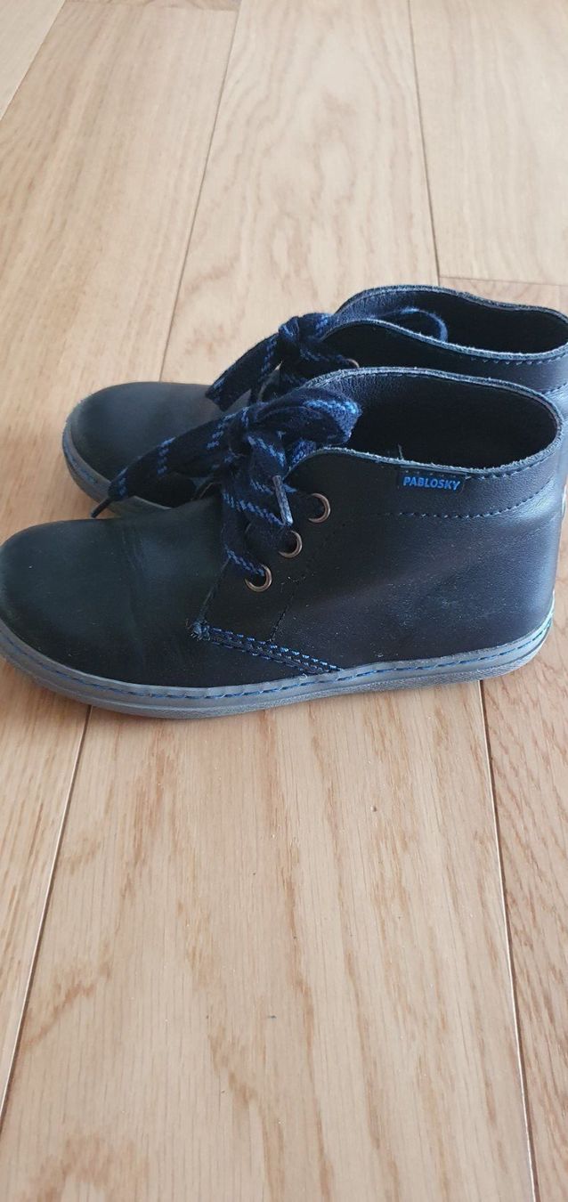 Scarpe per ragazzi: Kinder Schuhe aus Leder – Usato da Zollikon venduto da Valentina 1