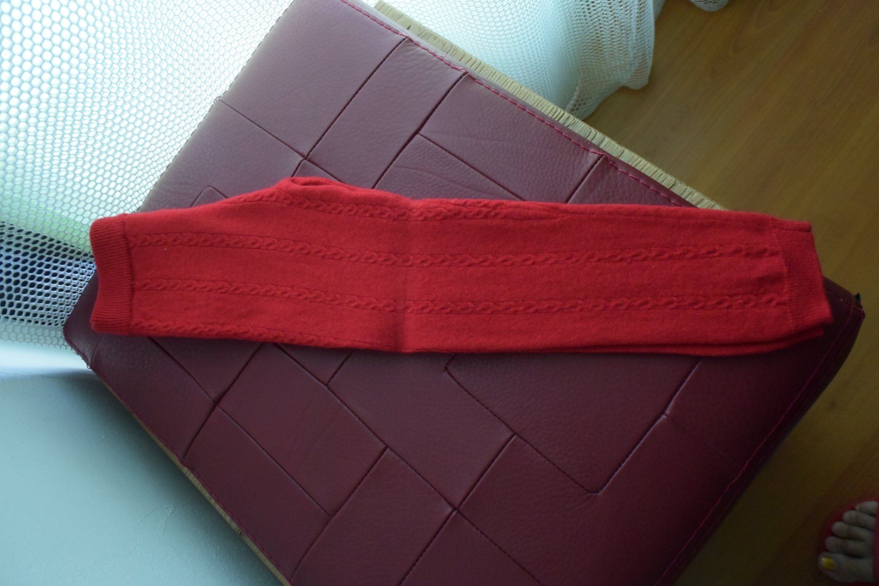 Lotti & Set di vestiti: Mädchen-Set: Pollunder mit Kirschen & warme Leggins, Gr. 110 – Usato da Densbüren venduto da TutaLarsen 6