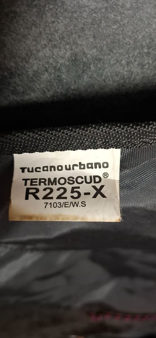 Tutti pezzi di ricambio per scooter: couverture SCOOTER TUCANO – Usato da Chancy venduto da dave58v 2