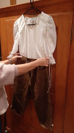 F R) Lederhose Gr. 38  Damenset Gr. 40 inkl Bluse