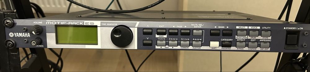 Motif ES rack (Gebraucht) in Mugena für CHF 370 – mit Lieferung auf ...