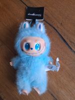 Plüschtier Monster hellblau Marke Dora Sommer neu