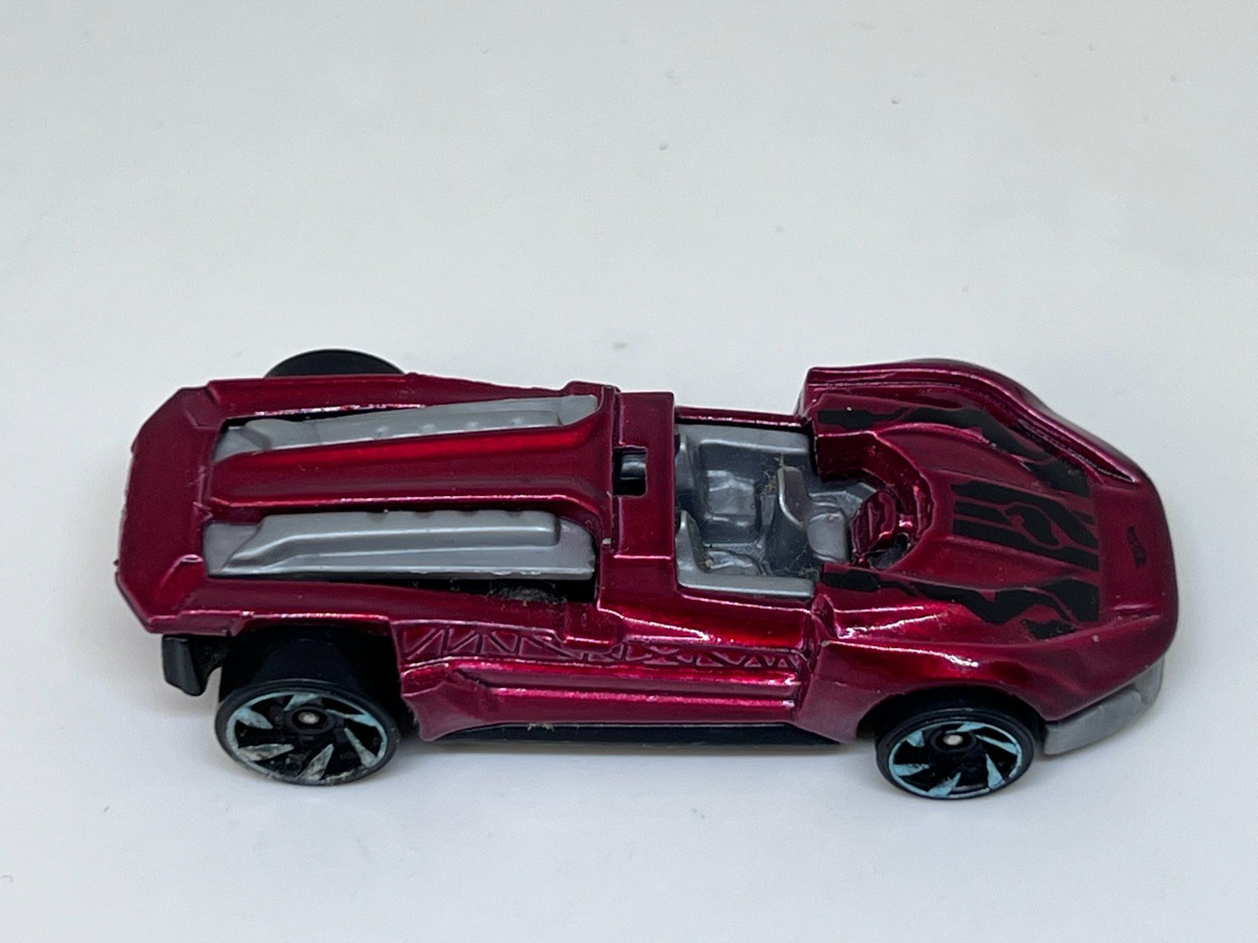Hot Wheels Modellini d'auto: Hot Wheels El Viento #253 – Usato da Wildegg venduto da LaaBoutique 1