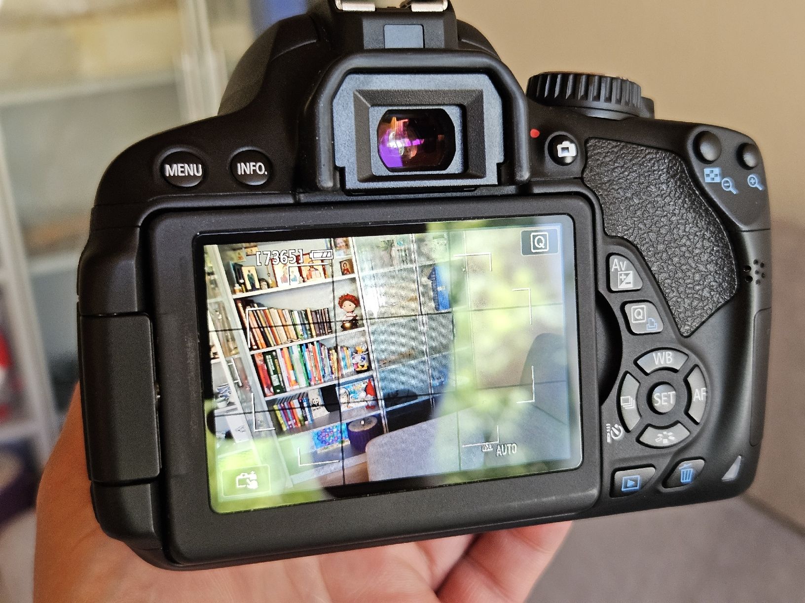 Canon Kamera: Canon EOS 650D + 3 Objektive – Gebraucht aus Jona von vik_j6r6 8