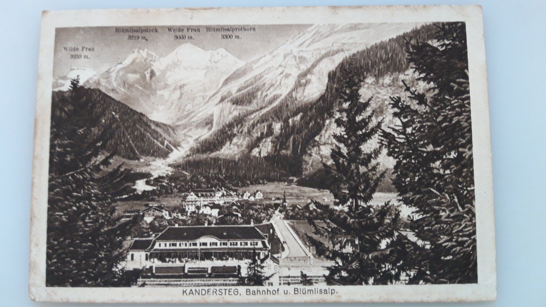 Cartoline postali: Kandersteg, Bahnhof u. Blümlisalp – Usato da Sargans venduto da nicsam1815