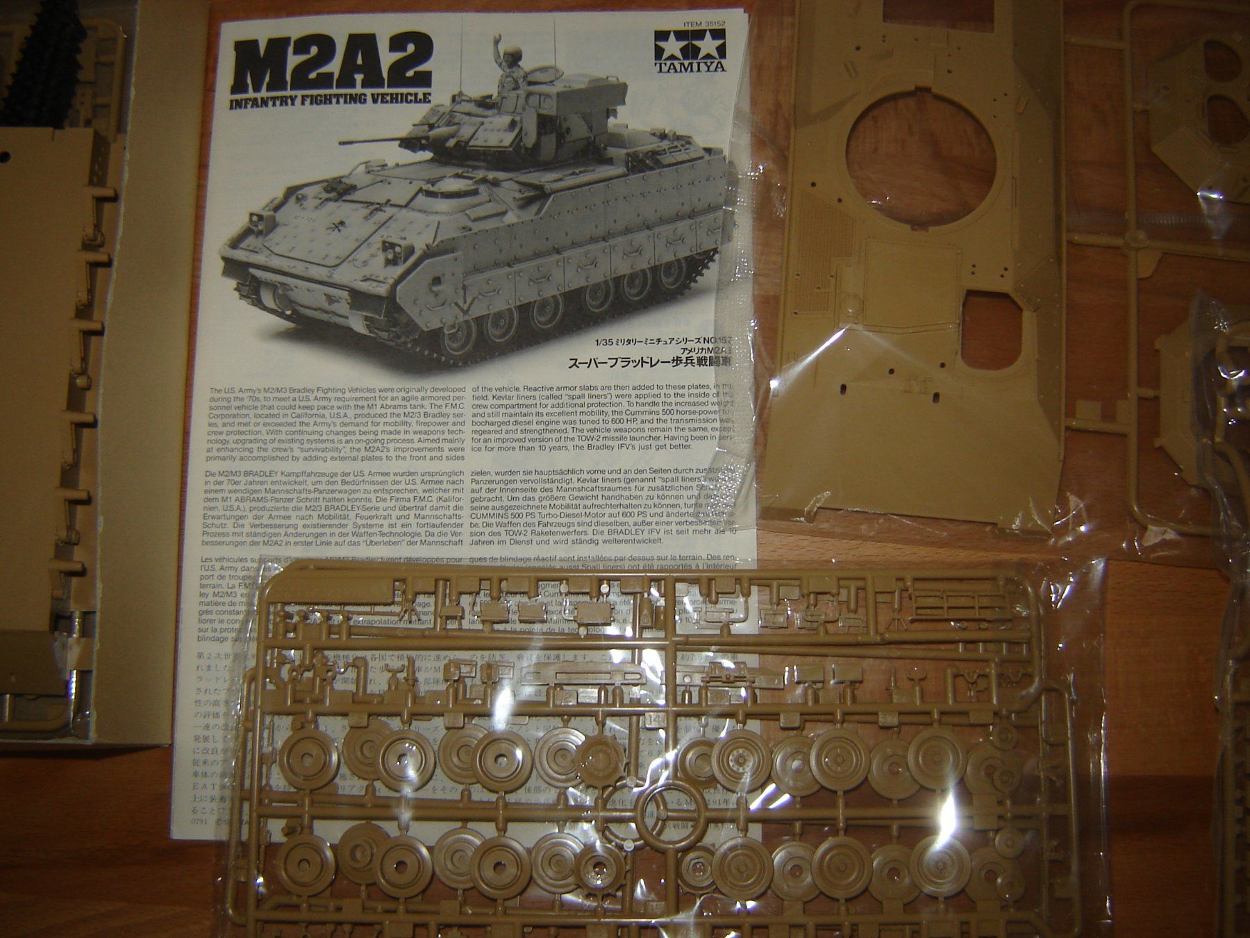 Tamiya Modellbausätze & Standmodelle: Tamiya Panzer M2A2 Bradley Art. 35152 – Neu (gemäss Beschreibung) aus Allenwinden von Wm26 5