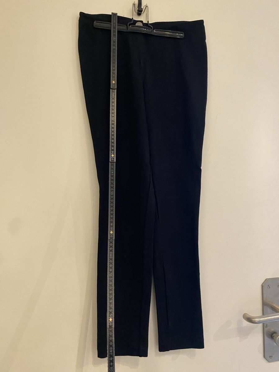 Pantaloni: Street One schwarze Stoffhose, ca. Gr. M – Usato da Hünenberg See venduto da lar_9zjk 3