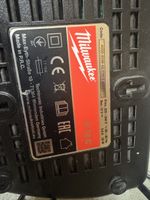 Milwaukee Ladegerät Akku