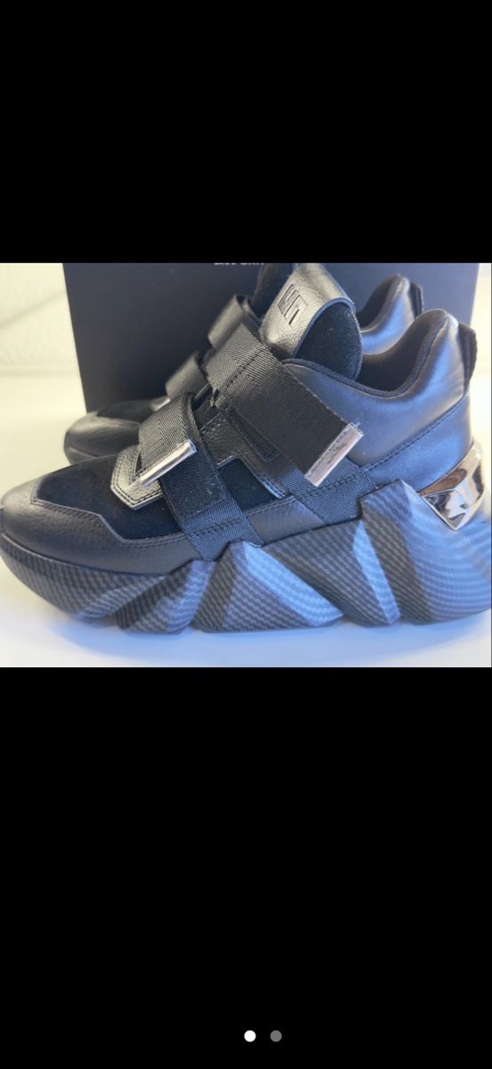 Scarpe da donna: United Nude gr.40 – Usato da Andhausen venduto da bgy_y6xl