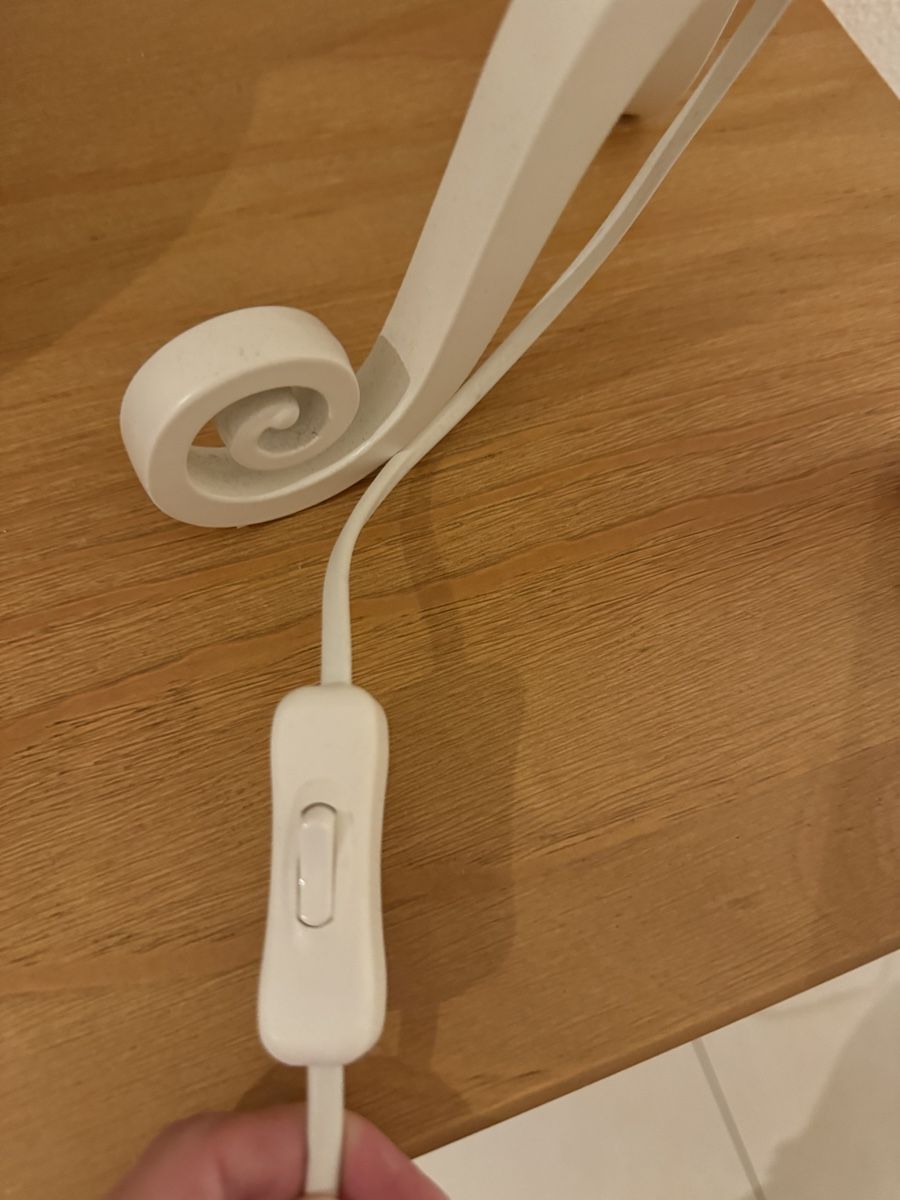 Ikea Lampen: Weisse Tischlampe/ Nachttischlampe romantisch – Neu (gemäss Beschreibung) aus Luzern von anavuk 1